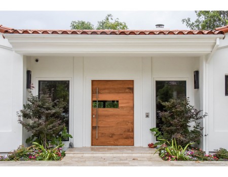 Modern Wooden Pivot Door Manufacturer