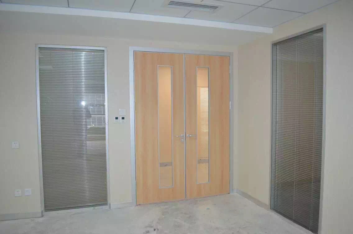 hospital double doors