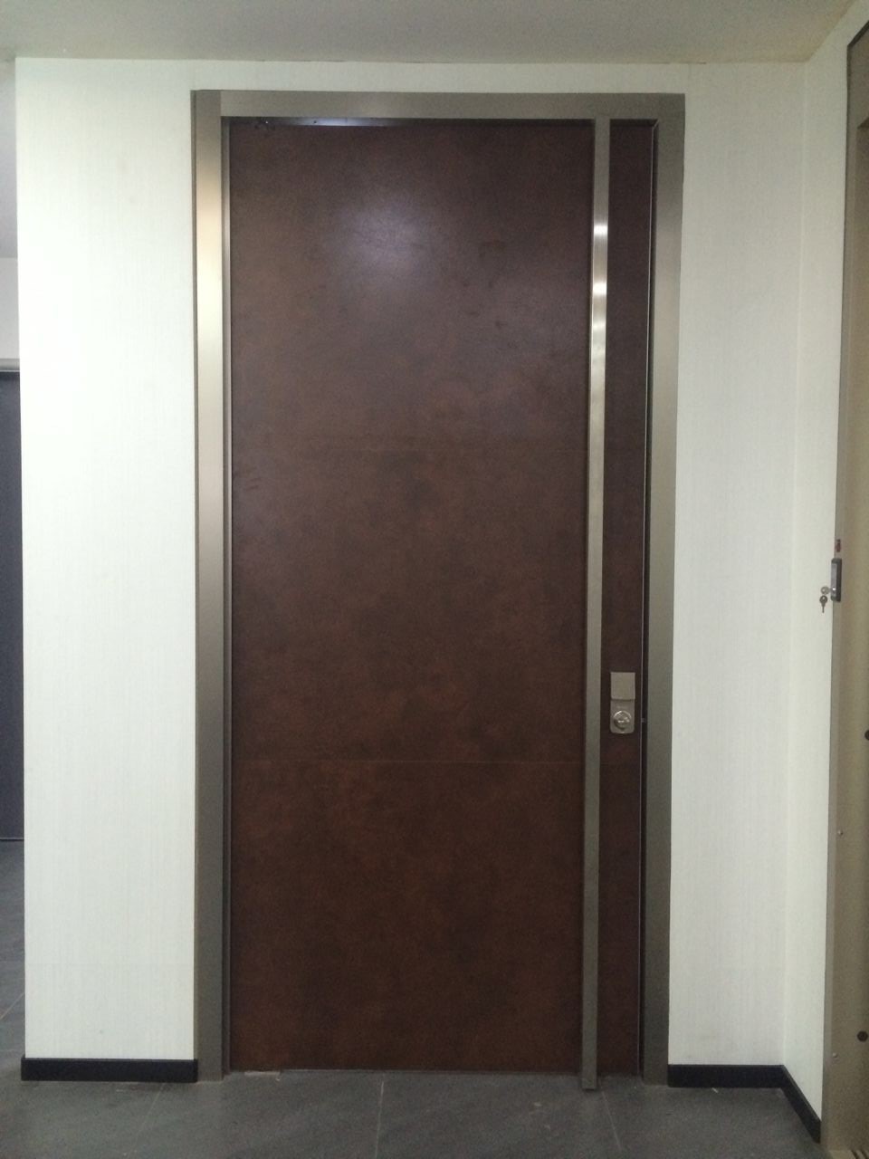 wooden pivot door